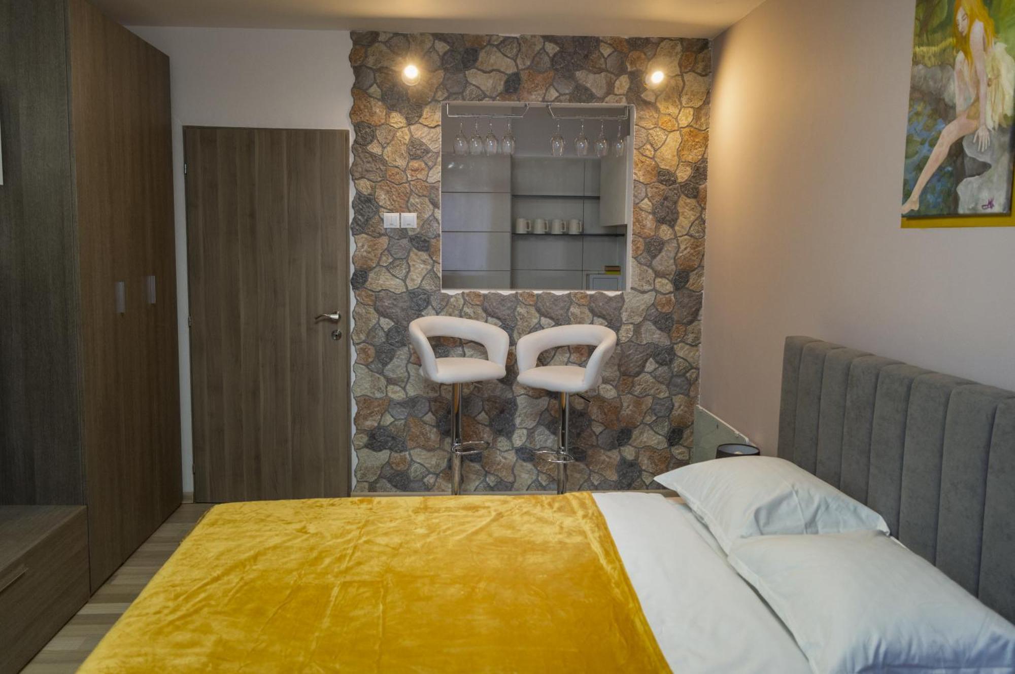 Apartament Casa Rusu -Victoria-Self Check In-24H Resita Zewnętrze zdjęcie
